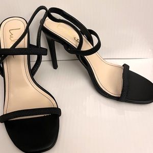 Lulu Black Strappies